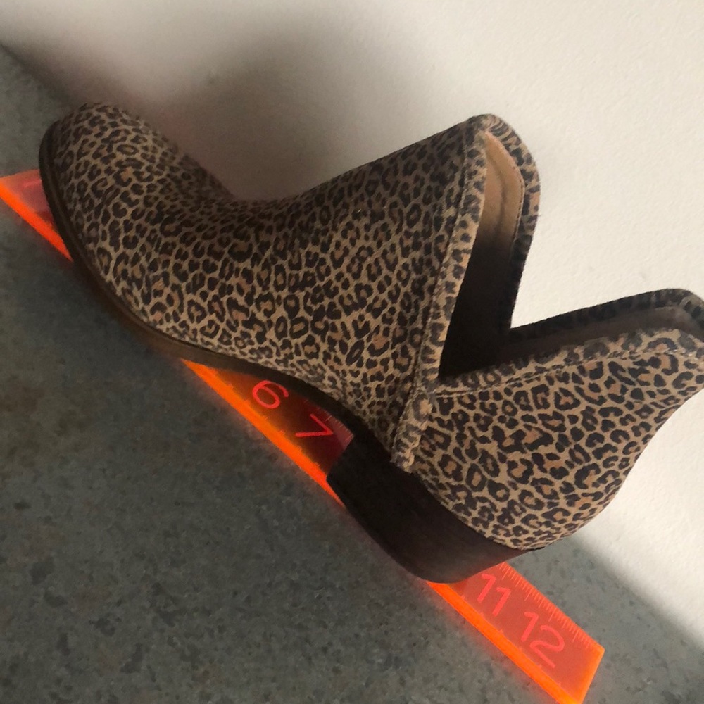 Lucky Brand Baley2 Booties Suede Leopard Size 9.5M - Picture 15 of 16
